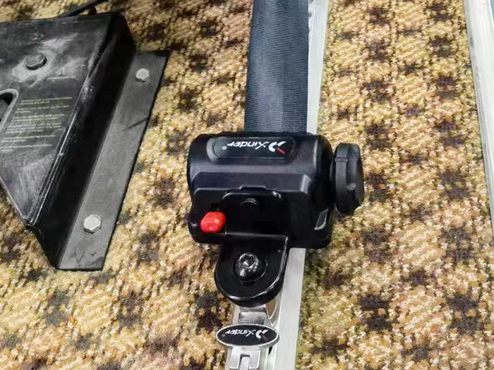 ميزات لكرسي الكرسي المتحرك Xinder-Tech